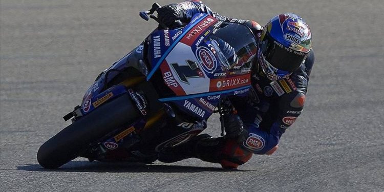 Toprak Razgatlıoğlu Fransa'da zirvede