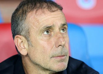 Trabzonspor, teknik direktör Abdullah Avcı ile sözleşmesini 3 yıl uzattı