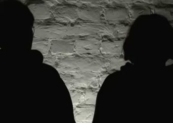 Ukrayna savaşı: Rusya'da özgürlükleri pahasına Putin'in işgalini protesto edenler