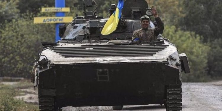 Ukrayna, ülkenin doğusu ve güneyindeki önemli yerleri Rusya'dan geri aldı