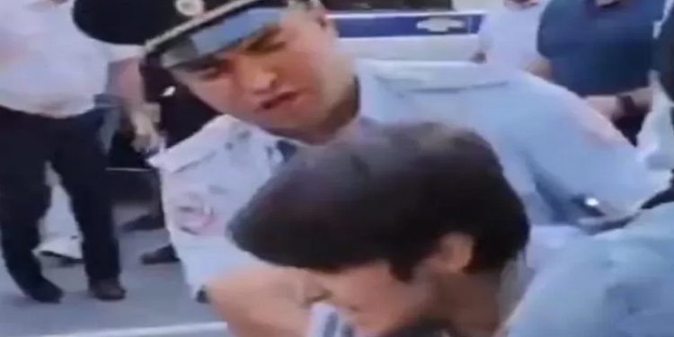 U﻿krayna Savaşı: Dağıstan'da askere alma protestolarında polisle çatışma