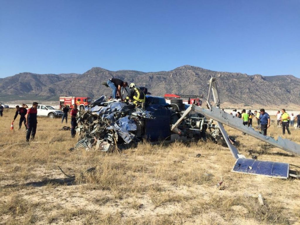 Yangın söndürme helikopteri düştü: 2 ölü, 5 yaralı