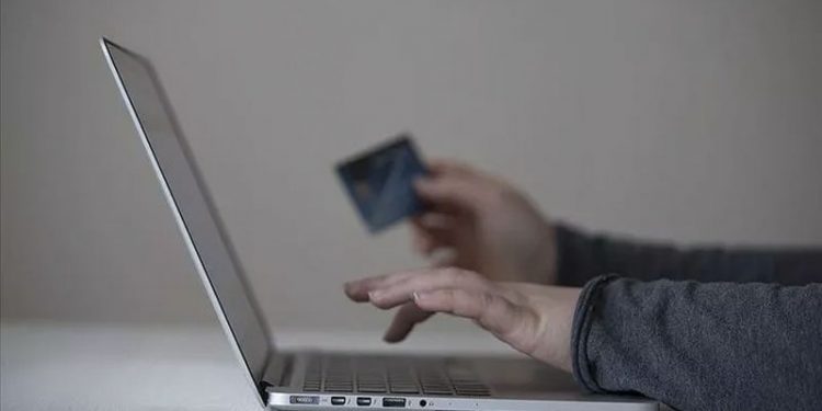 Yargıtay'dan karar: İnternet dolandırıcılığında kişinin zararından banka sorumlu