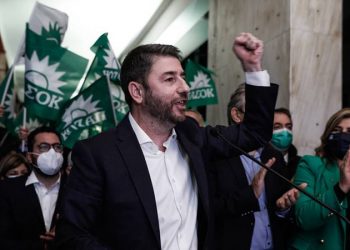 Yunanistan'da telefonu dinlenen muhalefet lideri Andrulakis: Siyasi komplo kurbanıyım