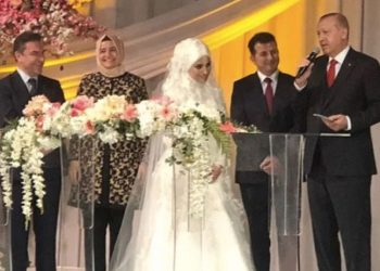 Zehra Taşkesenlioğlu istedi, mahkeme Ünsal Ban'a yasak koydu