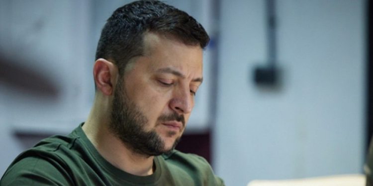 Zelenski: Rusya, askere alma mektubunu çoğunlukla Kırım Tatarlarına veriyor; Moskova'nın soykırım politikasının başka bir elementi