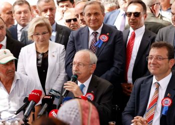 ‘Kavga çıktı, şöyle oldu, böyle oldu… Bunların hiçbirine inanmayın’