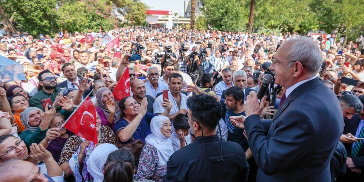 ‘Siyaseti halk için yapacağız, paraları söke söke 5’li çeteden alacağız’