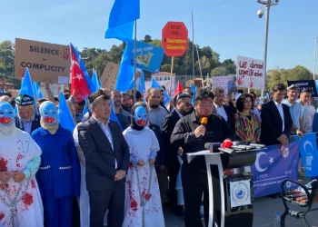 “Çin Uygurları Asimile Etmek için Tüm Gücünü Kullanıyor”