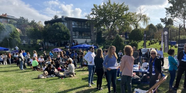 Boğaziçi Mezunlarından Alternatif Mezunlar Günü