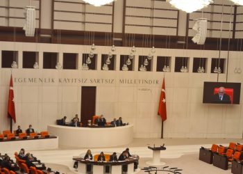 “Dezenformasyon Yasa Tasarısı İfade Özgürlüğünü Tehdit Ediyor”