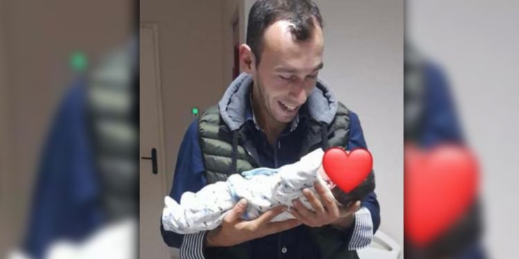 15 gün önce baba olmuştu: Maden faciasında yaşamını yitiren işçinin cenazesi defnedildi