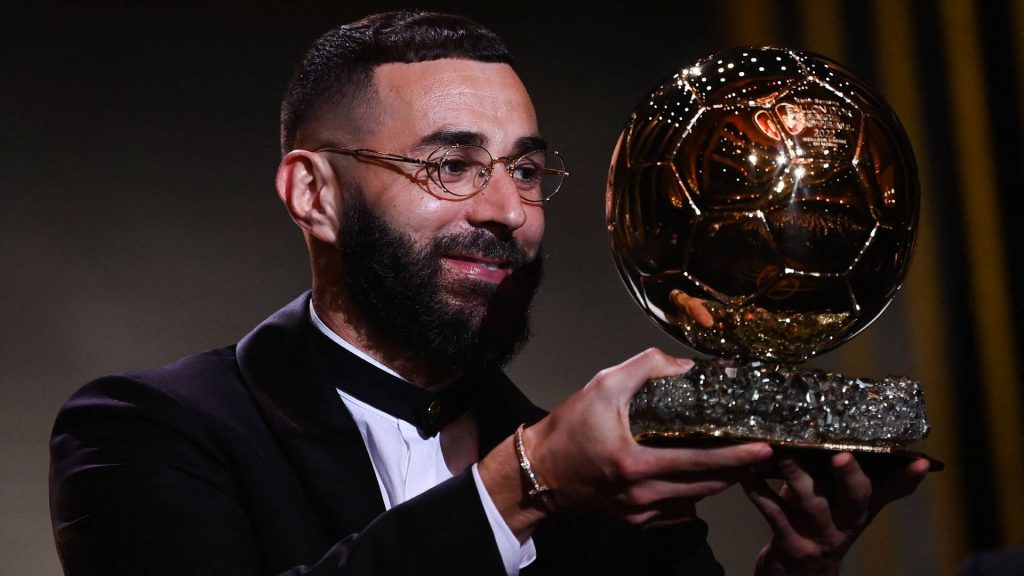 2022 Ballon d'Or ödülü Karim Benzema'nın!