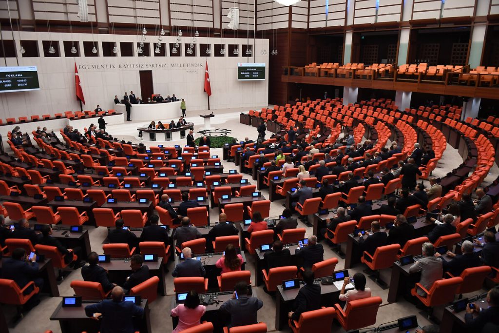 34 vekile ait dokunulmazlık dosyası Meclis’te
