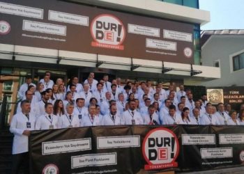 Eczacılar yapacakları mitingi erteledi