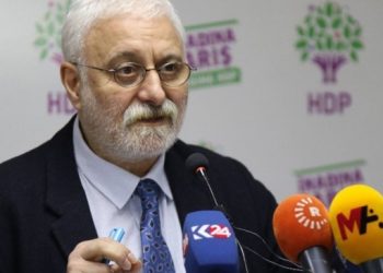 Oluç: 2023 bütçesi iktidarın veda bütçesidir