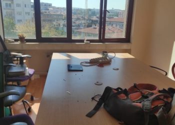 MA’nın Ankara bürosuna polis baskını: Çok sayıda gazeteci gözaltına alındı