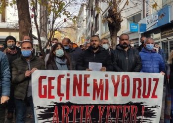 ‘Geçinemiyoruz’ eylemine katılanların duruşması ertelendi
