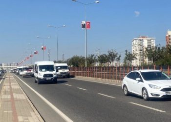 Diyarbakır’da Erdoğan ablukası: Binlerce kişi kente getirildi