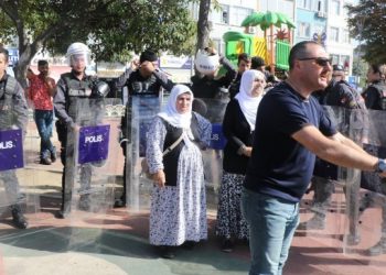 Tutuklu yakınları: Cinayetlerin sorumlusu Adalet Bakanlığı’dır