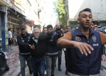 İstanbul’da gözaltına alınanlar avukatlarıyla görüştürülmüyor