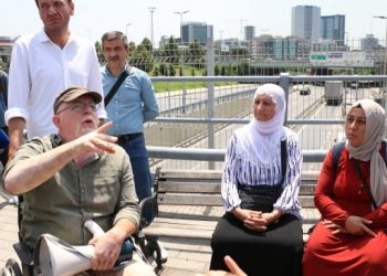 Adalet Nöbeti’ne katılan 6 kişi hakkında dava açıldı