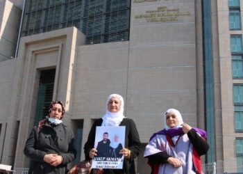 ‘Anneler kaybolan adaleti arıyor’