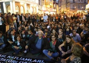 Cizre’de yaşanan katliamı protesto eden avukatların duruşması görüldü