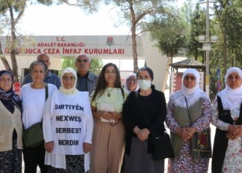 Adalet Nöbeti: Özgür yaşam için tutukluların sesi olalım