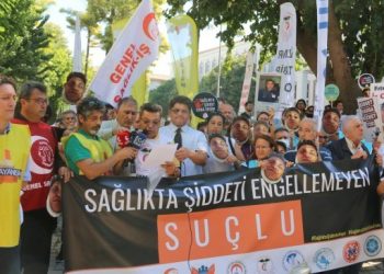 Sağlıkta şiddete tepki