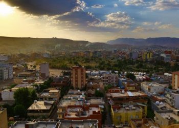 Cizre’de kayyım festivaline tepki: Hangi vicdanla katılacaklar?