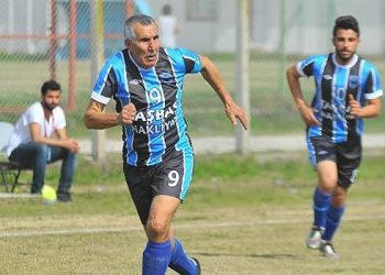 73 yaşında ve 55 yıldır oynuyor: Hedefi "en yaşlı futbolcu" olmak
