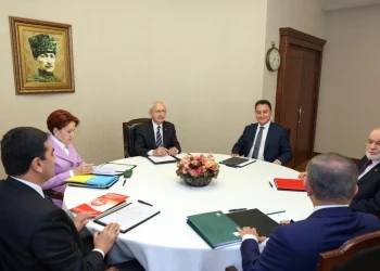 Ege’deki Gerilim İçin “Güvenlik Zaafı” Eleştirisi