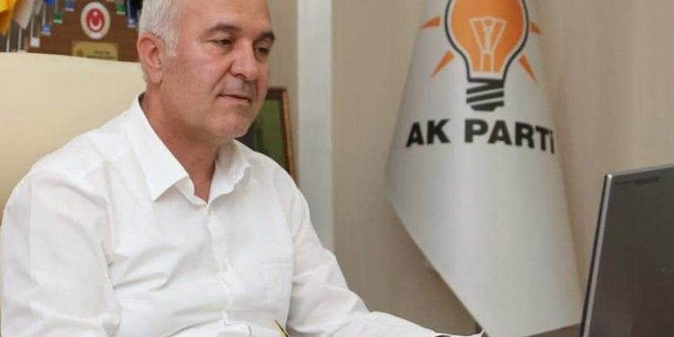 AKP İlçe Başkanı istifa etti: Erdoğan’ın danışmanının kardeşini yumrukladığı iddia edilmişti