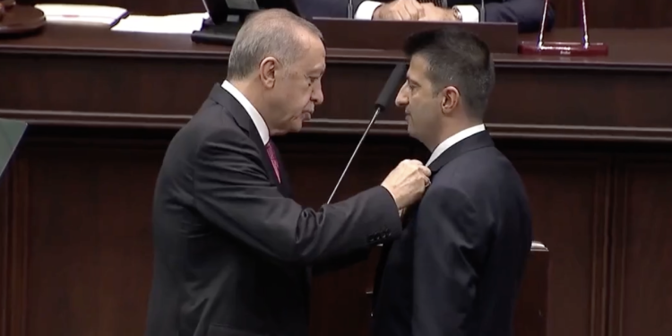 AKP’ye katılan eski Ergenekon sanığı Çelebi: FETÖ’ye karşı yanınızdayım