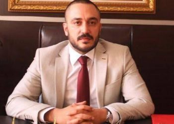 Adalet Bakanlığı Daire Başkanı, eşini vurup intihar etti