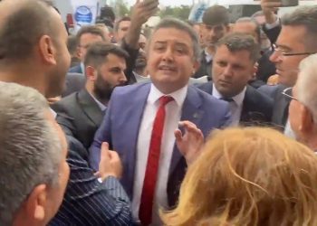Ahmet Davutoğlu’nun Erzurum Tanıtım Günlerine katılması engellendi