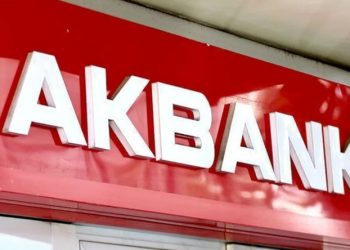Akbank kredi kartlarında mükerrer çekim hatası; banka ‘teknik aksaklık’ dedi