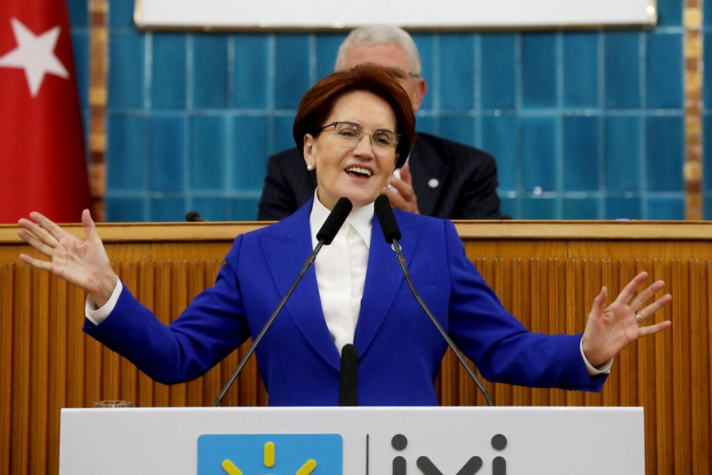 Akşener: ‘AKbook, Saray Kuşu ve Şahsım Tube mu gelecek?’