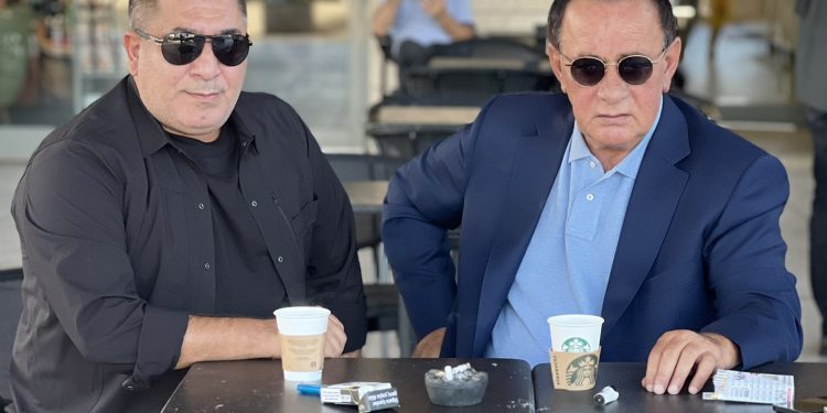 Alaattin Çakıcı, Starbucks’ta: “Yazılanı yaşamaya devam”