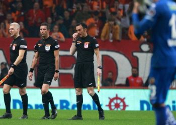 Ali Palabıyık için çarpıcı iddia: VAR çağırdı ama izlemeye gitmedi!