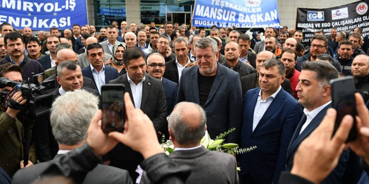Ankara’da büyükşehir çalışanlarına 27 bin TL promosyon