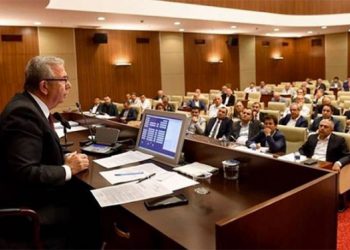 Ankara'da su krizi: AKP grubu Mansur Yavaş'ı engellemek için ASKİ'nin iflas bayrağını çekti