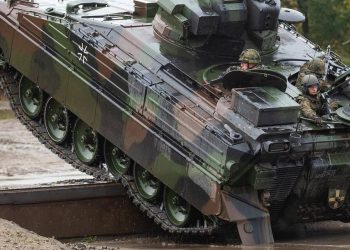 Atina Alman tanklarını Türkiye sınırına konuşlandıracak