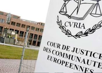 Avrupa Adalet Divanı: AB ülkelerinde işveren çalışanlara başörtüsü takmayı yasaklayabilir