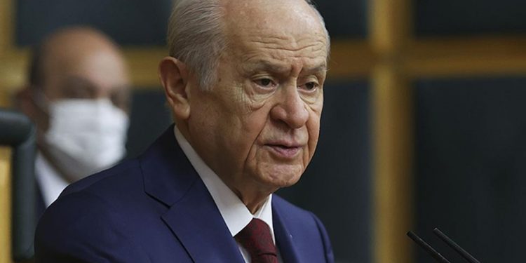 Bahçeli EYT için tarih verdi, Kılıçdaroğlu’nun ‘başörtüsü teklifi’ne karşı çıktı