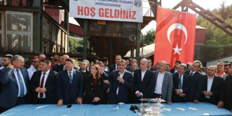 Bakan Dönmez, 1 ay önce Bartın'da patlamanın meydana geldiği madenin 'önlemlerini' böyle övmüş