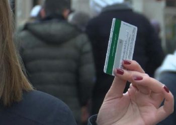 Batık kredi kartı sayısı ikiye katlandı!