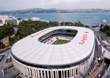 Beşiktaş'ın stadının ismi değişiyor