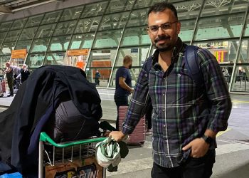Bir doktor daha göç etti: Güzel arabalar ve konser için değil, insanca yaşamak için…
